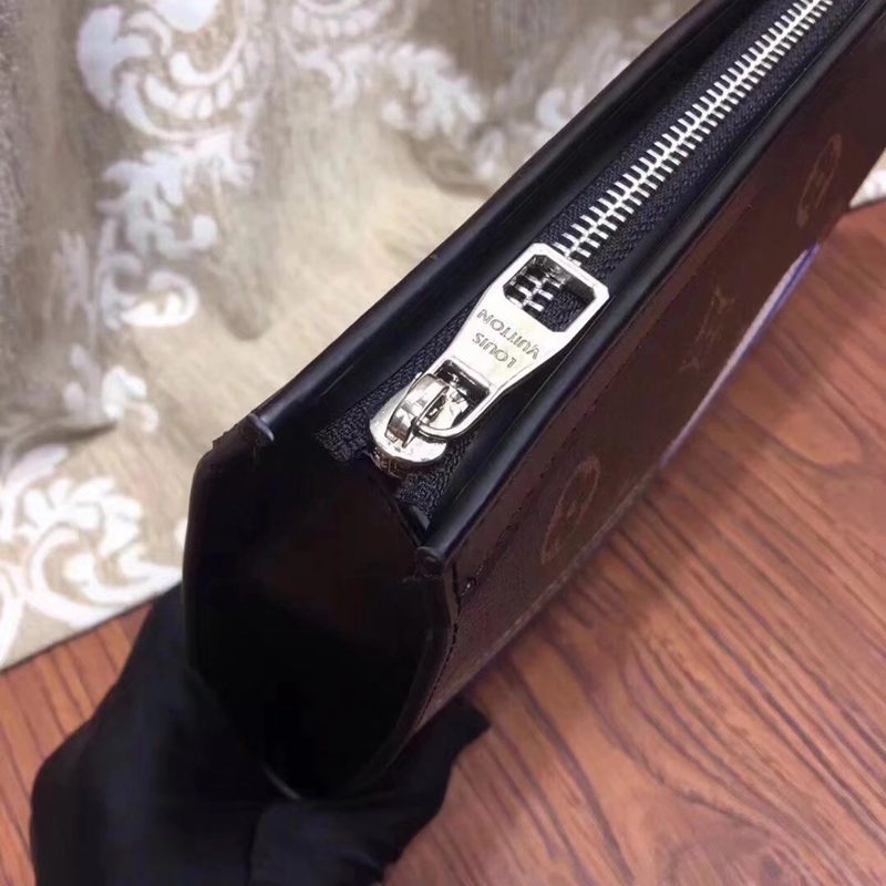 ブランド後払い ルイヴィトン LOUIS VUITTON  セール  メンズ クラッチバッグコピーブランド激安販売専門店