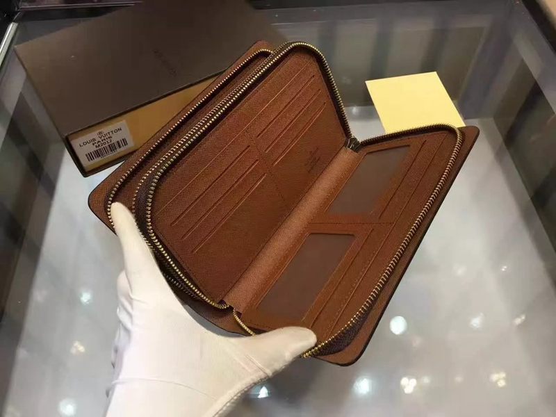 ブランド後払い ルイヴィトン LOUIS VUITTON  特価 M20012-2 クラッチバッグスーパーコピーバッグ専門店