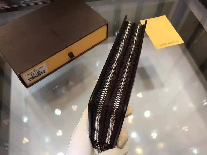 ブランド後払い ルイヴィトン LOUIS VUITTON  特価 M20012-2 クラッチバッグスーパーコピーバッグ専門店