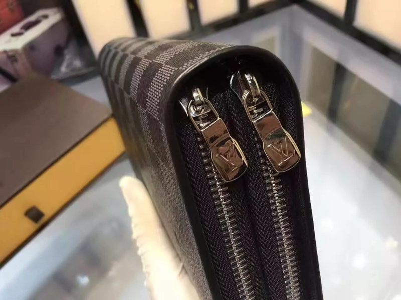 ブランド後払い ルイヴィトン LOUIS VUITTON  特価 M20012-2 クラッチバッグスーパーコピーバッグ専門店