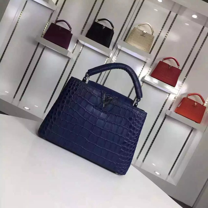 店長は推薦しますルイヴィトン  LOUIS VUITTON    トートバッグ新作ブランドコピー代引き可能