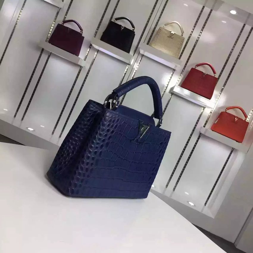 店長は推薦しますルイヴィトン  LOUIS VUITTON    トートバッグ新作ブランドコピー代引き可能