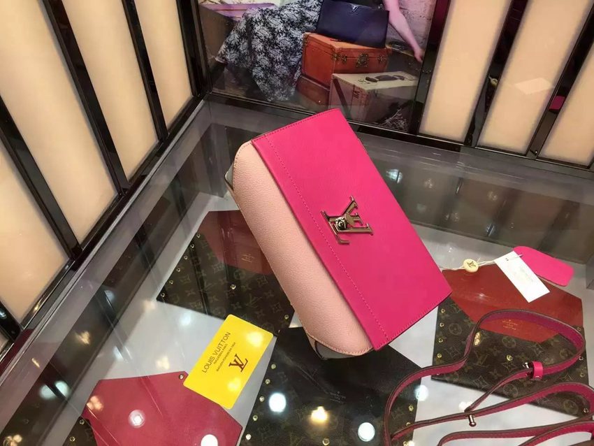 高評価 LOUIS VUITTON ルイヴィトン  M50919-3  ショルダーバッグ  斜めがけショルダー2018年新作スーパーコピー激安販売