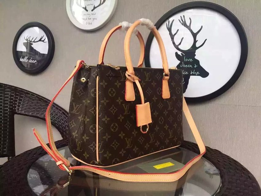 店長は推薦しますLOUIS VUITTON ルイヴィトン 特価 M47928  ショルダーバッグ  斜めがけショルダー トートバッグブランドコピー激安販売専門店
