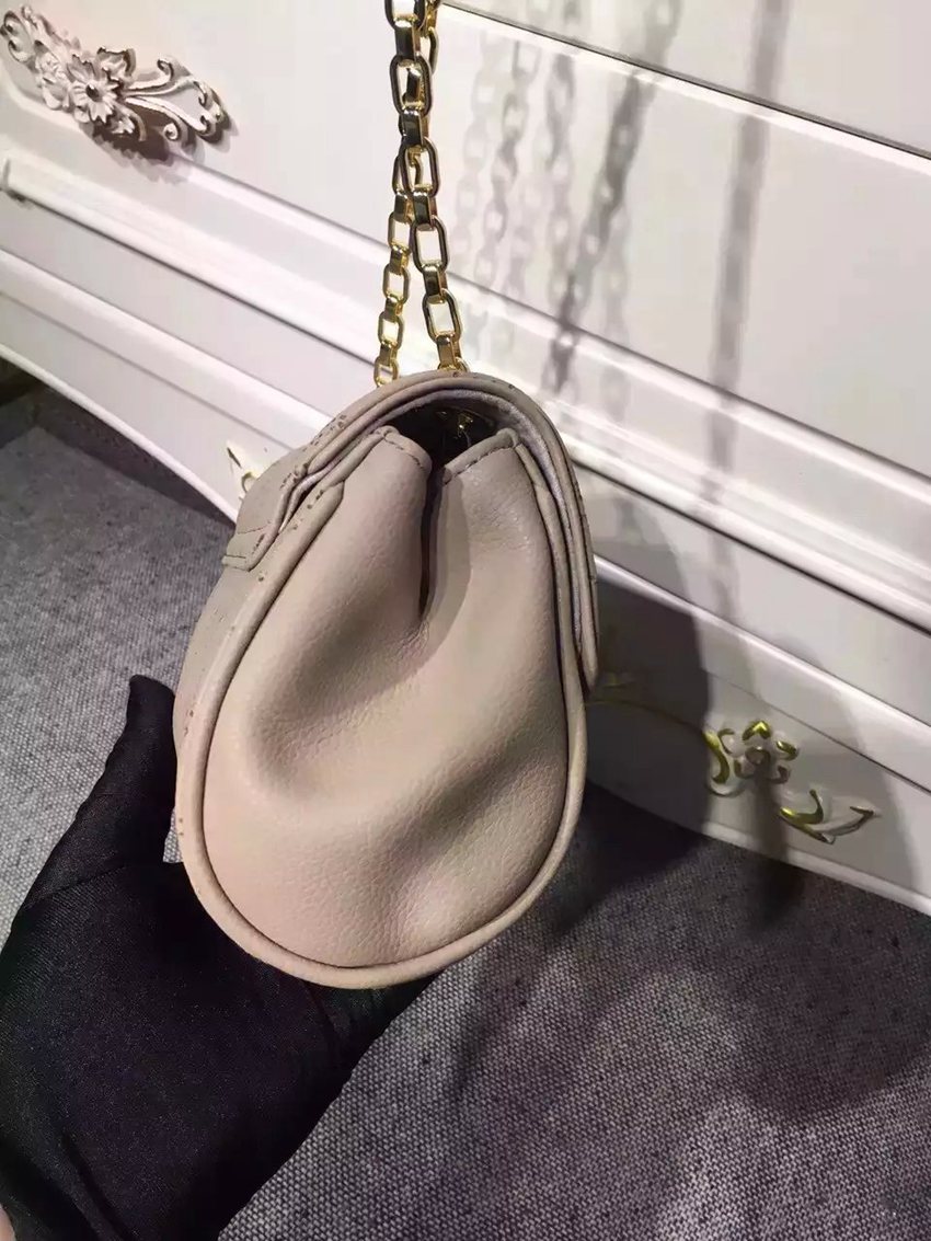 店長は推薦しますルイヴィトン  LOUIS VUITTON  M94552-5  斜めがけショルダー2018年新作コピーブランド激安販売バッグ専門店