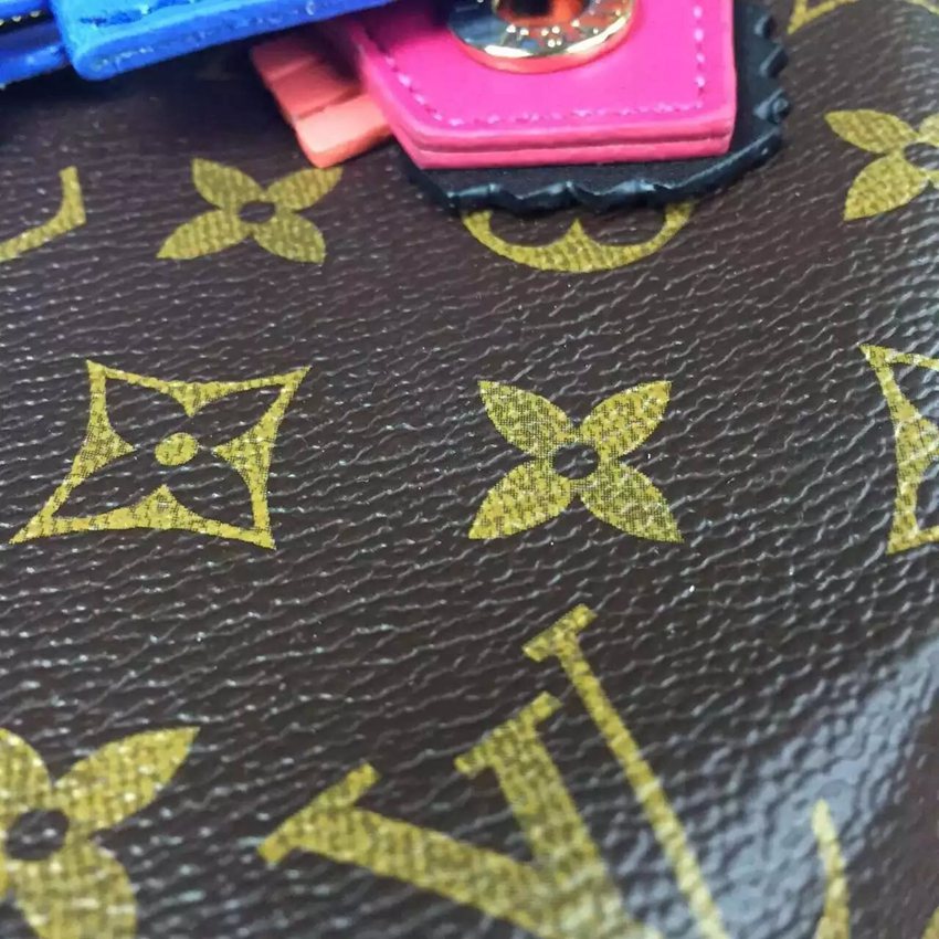 新入荷LOUIS VUITTON ルイヴィトン    ショルダーバッグ  斜めがけショルダー新入荷安いスーパーコピー代引き可能