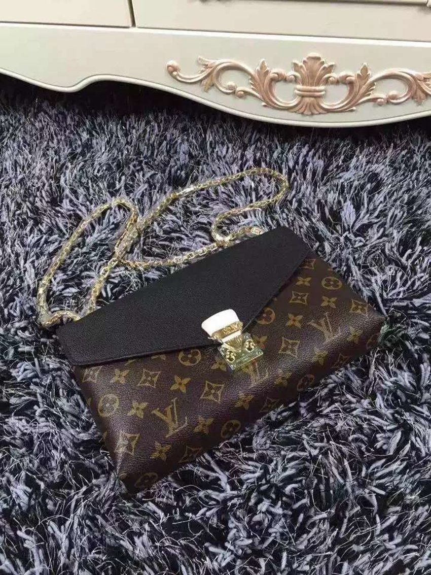 美品LOUIS VUITTON ルイヴィトン    ショルダーバッグ  斜めがけショルダー トートバッグスーパーコピーブランドバッグ激安国内発送販売専門店
