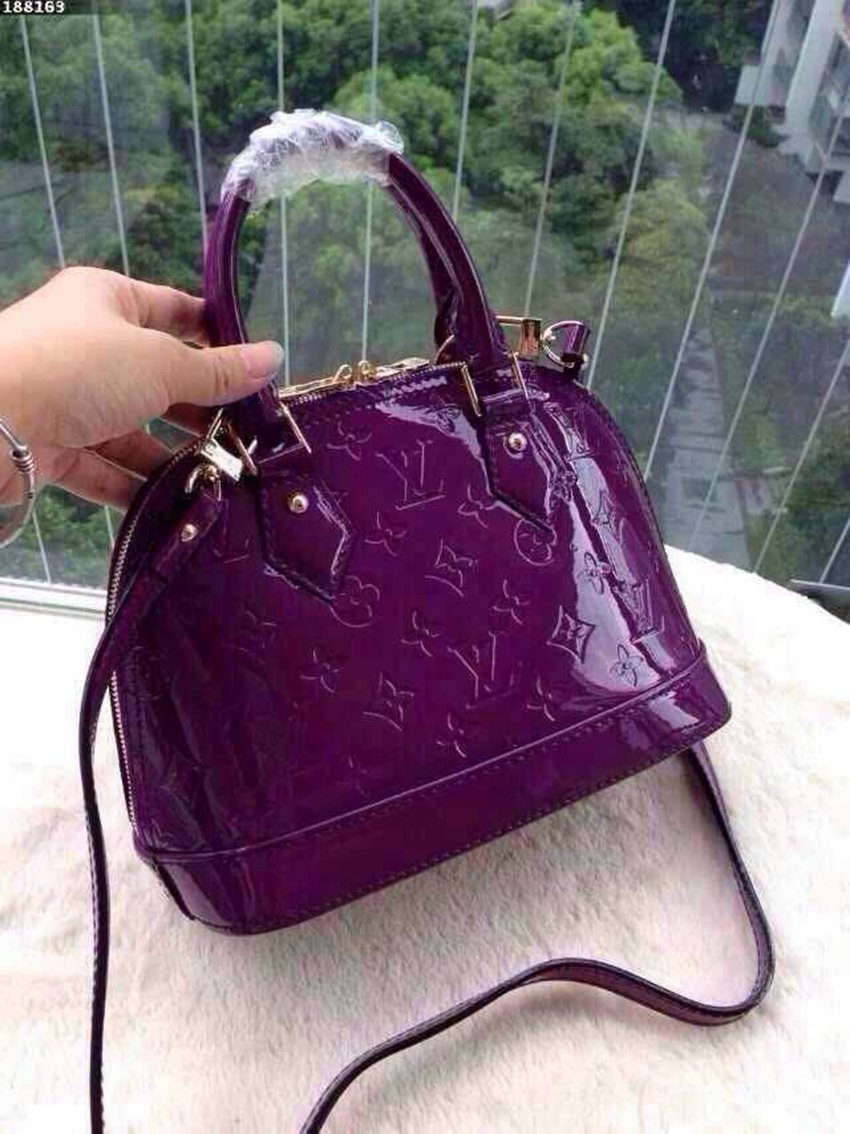 店長は推薦しますLOUIS VUITTON ルイヴィトン    ショルダーバッグ トートバッグスーパーコピー激安販売専門店