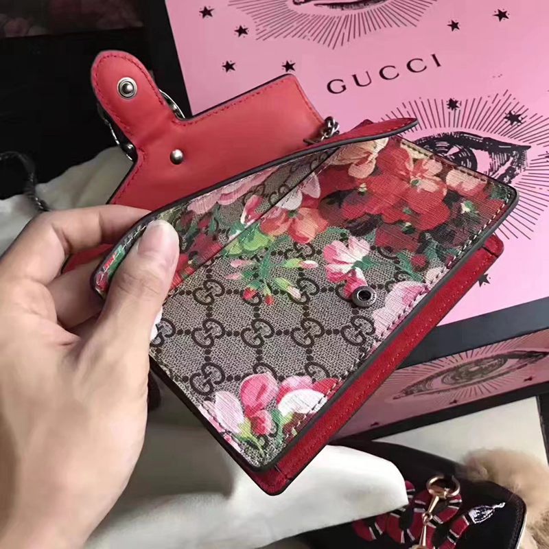 ブランド販売 グッチ  GUCCI  476432-4 斜めがけショルダーバッグコピー代引き