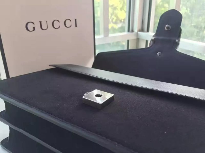 ブランド後払い グッチ  GUCCI  400249-1 レディース 黒色斜めがけショルダーブランドコピーバッグ国内発送専門店
