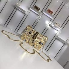 ブランド可能 Dolce & Gabbana ドルチェ & ガッバーナ 値下げ  斜めがけショルダースーパーコピーブランド激安販売専門店