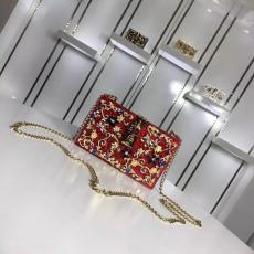 ブランド後払い ドルチェ & ガッバーナ  Dolce & Gabbana   斜めがけショルダーレプリカ激安バッグ代引き対応